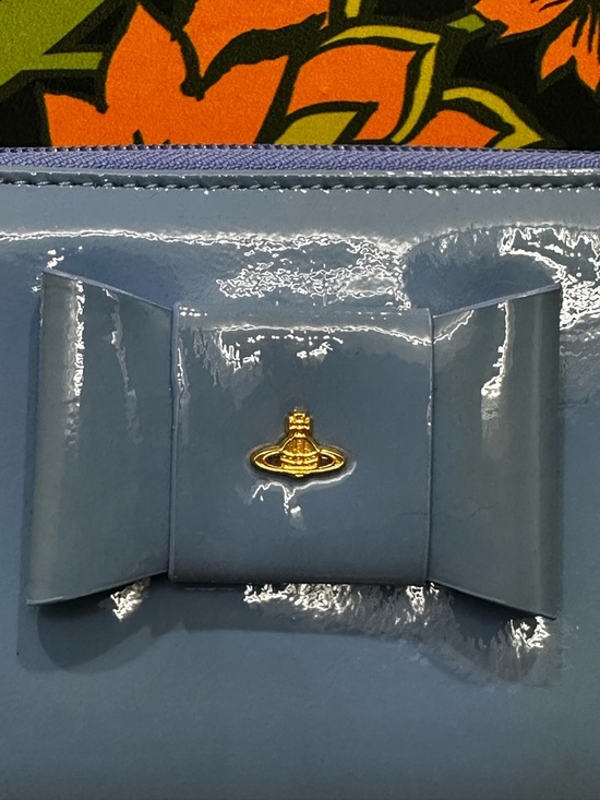 Vivienne Westwood Fiocco Bow Patent Zip Around Wallet Acqua (C3) - Picture 5 of 13